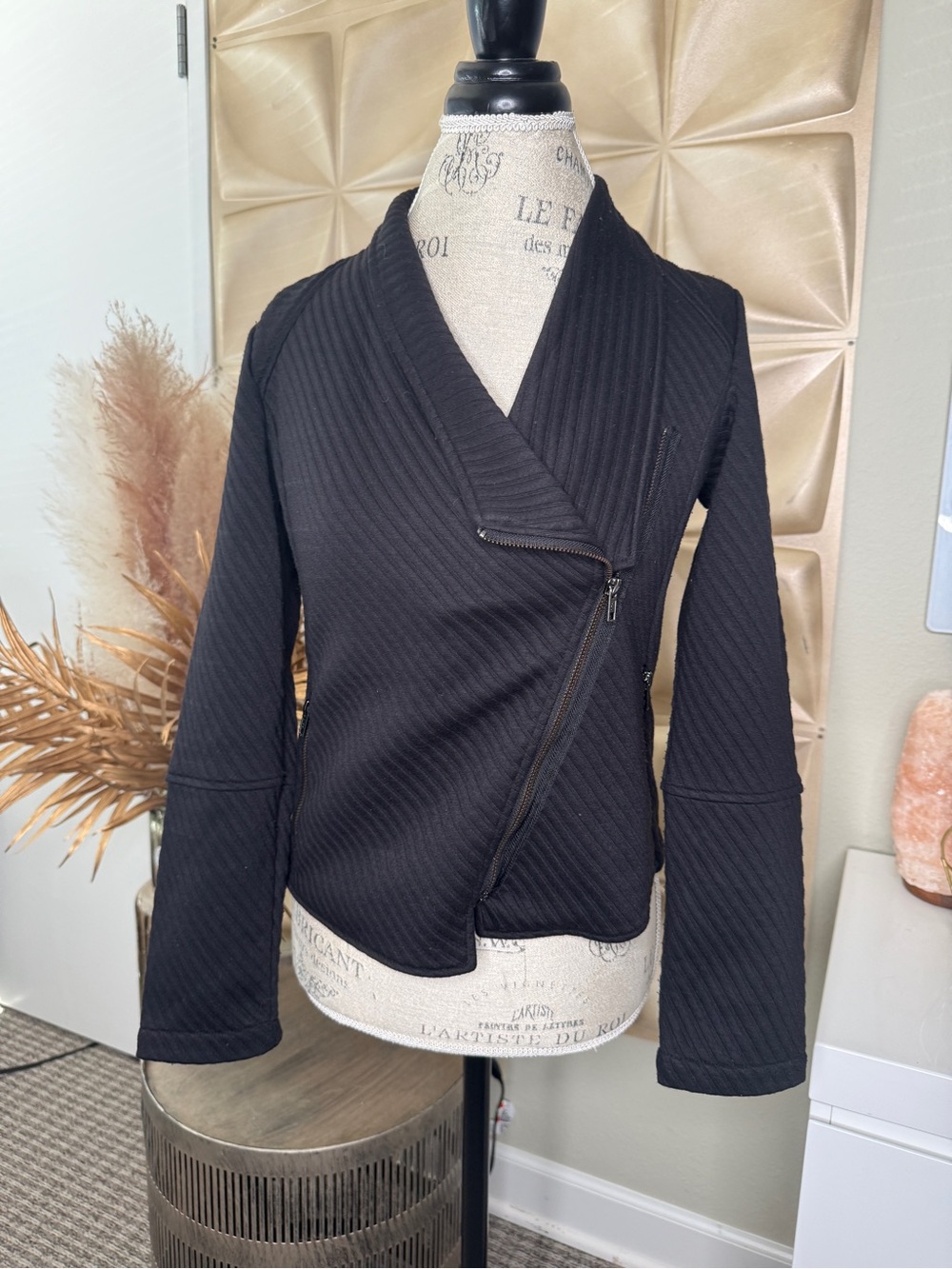 BB Dakota Black Asymmetrical Zip Cardigan Sweater